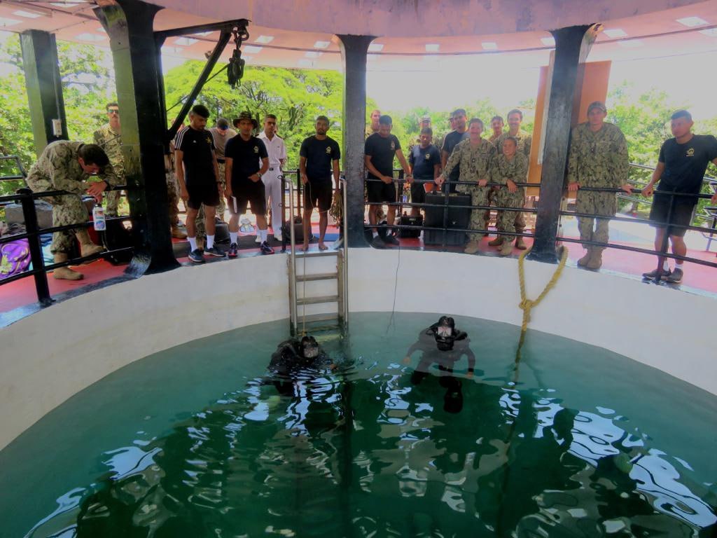 Resonant_News's tweet photo. The Seventh edition of ๐ฎ๐ณ #IndianNavy โ ๐บ๐ธ #USNavy (IN โ USN) Salvage and Explosive Ordnance Disposal (EOD) exercise, #SALVEX was conducted from 26 Jun โ 06 Jul 23 at Kochi. IN and USN have been participating in joint Salvage and EOD exercises since 2005. The exercise saw participation from both the navies which included the ships โ INS Nireekshak and USNS Salvor in addition to Specialist Diving and EOD teams.
FOLLOW US: https://t.co/rBQjyPZqNi