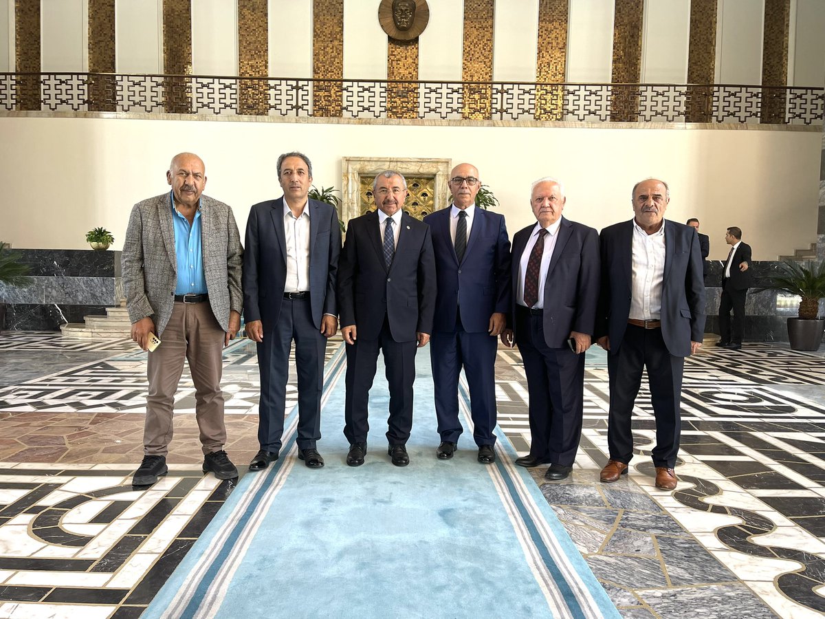 bbismailerdem's tweet photo. Ataşehir teşkilatımızdan, Sultanbeyli Gençlik kolları başkanlığı yapan başkanlarımız ve Hafik İlçe Başkanımız ve yönetim kurulu üyeleri misafirimiz oldular. Nazik ziyaretleri için kendilerine ayrı ayrı çok çok teşekkür ederim. @Samifindik29 @HabipGorler @farukvaran @mhmtckr53 

#TBMM