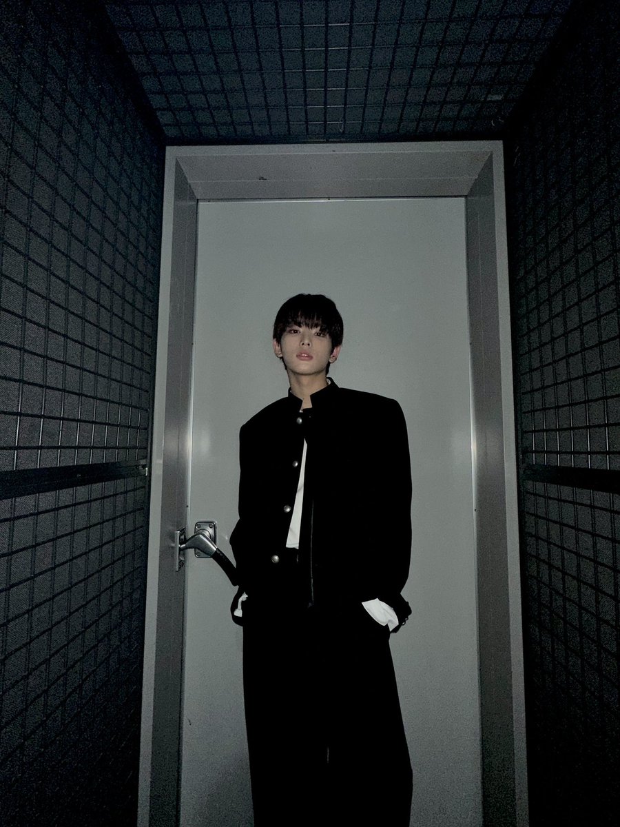 교복ㅎㅎㅎ
#andTEAM #HARUA