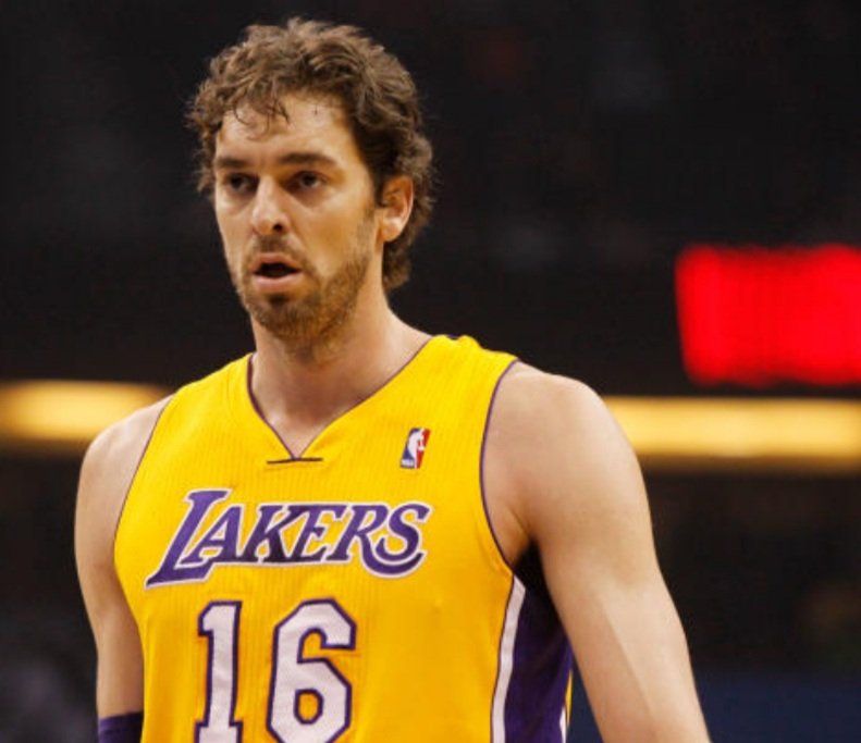 Happy 43rd Birthday To Pau Gasol! 6x All-Star 2x NBA Champion 4x All-NBA 2001-02 ROY  