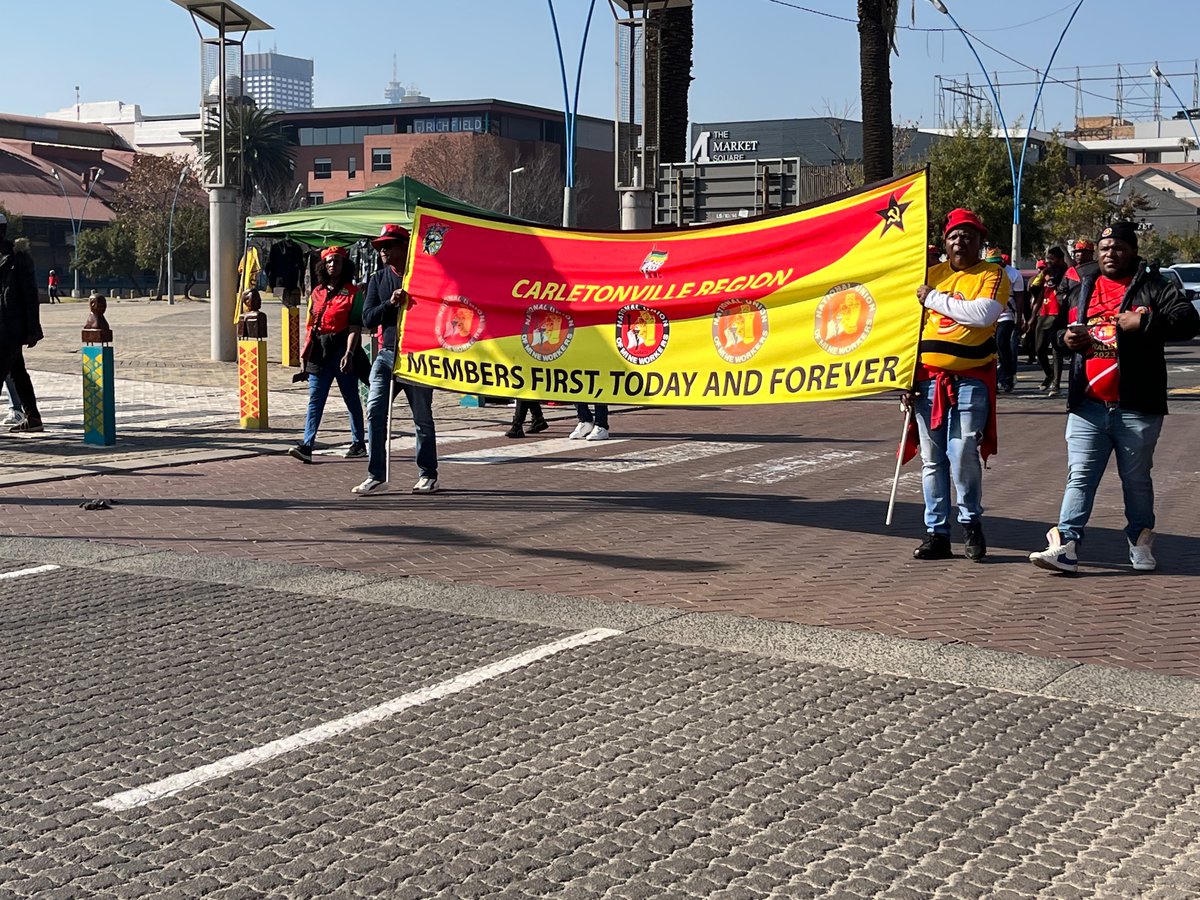SadtuNational's tweet photo. COSATU #NationalDayof Action
Outside the Gauteng Province Premier’s Office in Newtown @_cosatu @SABCNews @eNCA @Newzroom405 https://t.co/By08GdBGdF