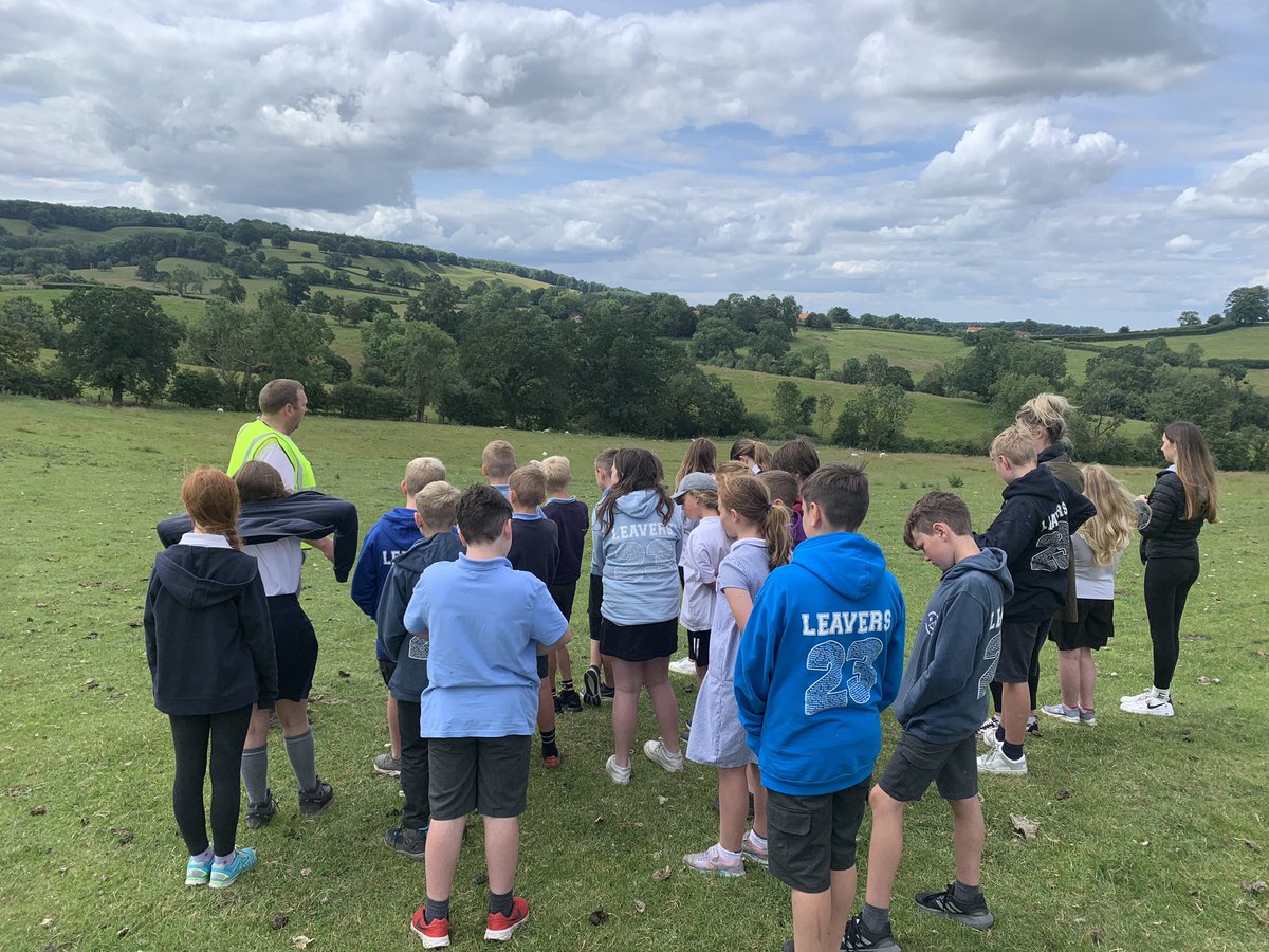 sbps_class6G's tweet photo. 6G had a wonderful time on the farm walk, with Farmer Adam, exploring and learning all about the animals, wildlife and landscape 💚 https://t.co/a6XUBgwiPY
