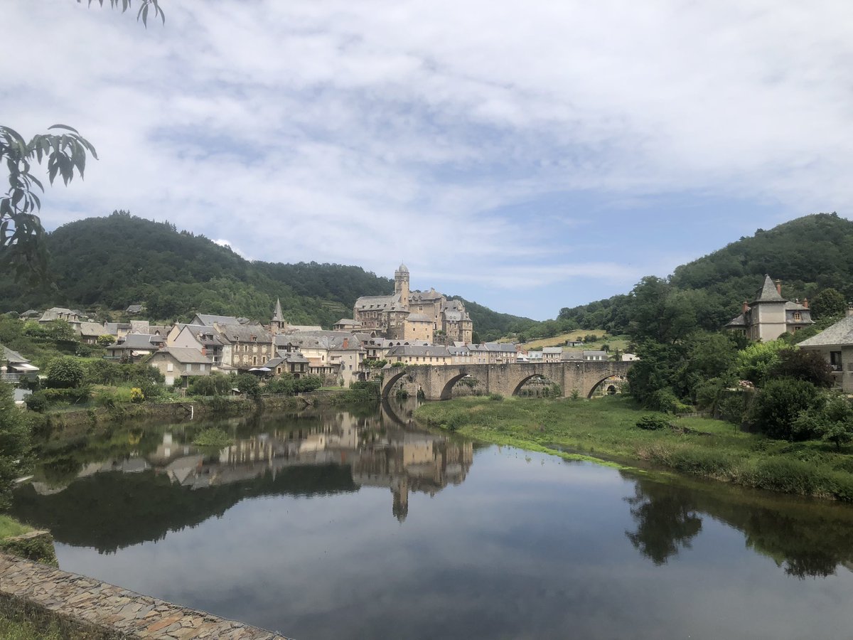 TimReinvented's tweet image. I swear, you can’t swing a cat around here without seeing another chateau #France #historical