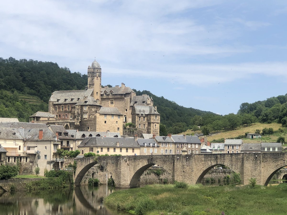 TimReinvented's tweet image. I swear, you can’t swing a cat around here without seeing another chateau #France #historical