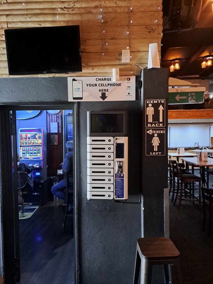 caleb_info's tweet photo. 📲🔌 Enhancing Usability: Expanding Cellphone Charging Stations Across South Africa 🌍⚡️ #StayConnected #PowerUpOnTheGo https://t.co/PrC1rRPVEx