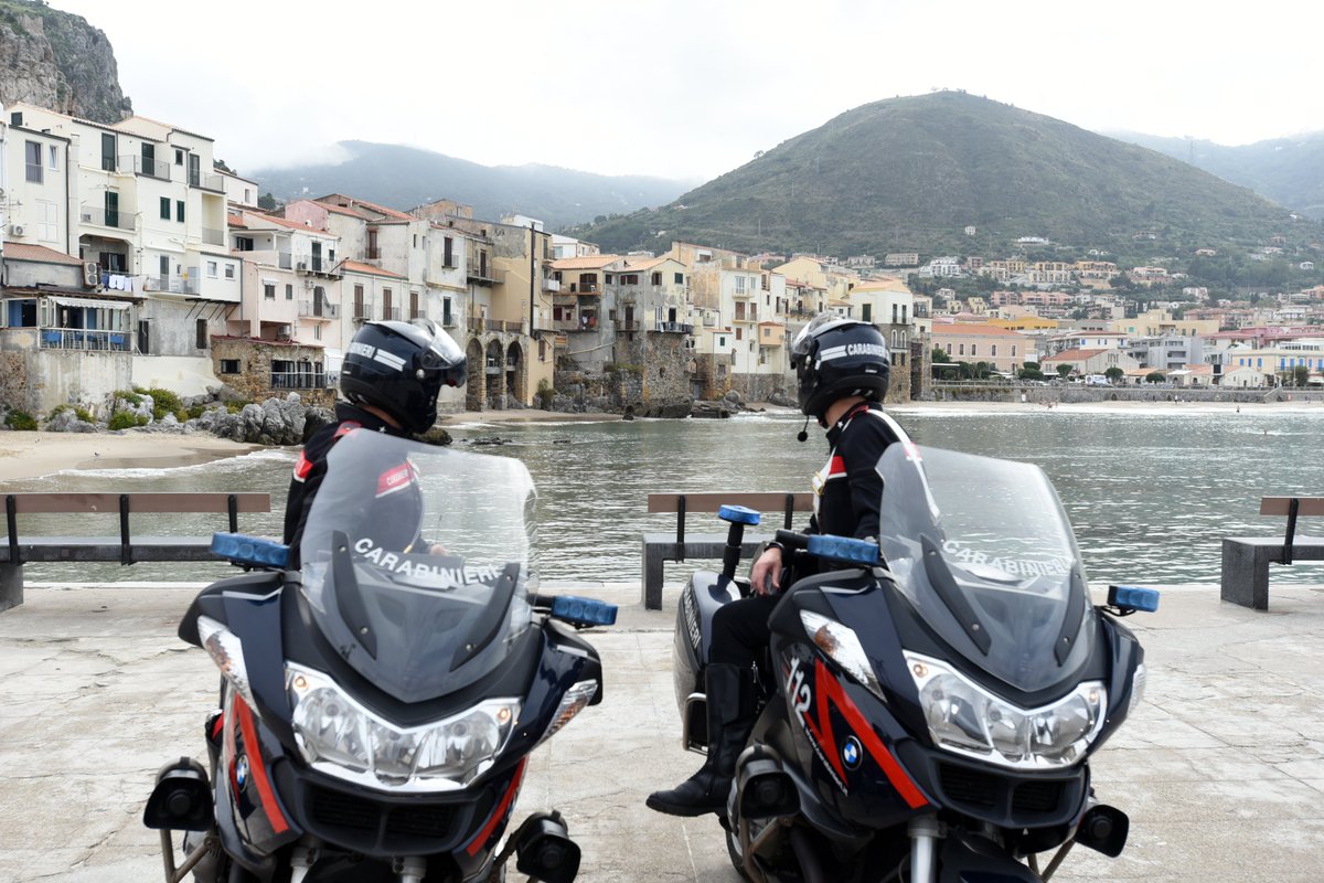 Buongiorno da Cefalù (PA)
#Carabinieri #PossiamoAiutarvi #ForzeArmate #Difesa #15luglio