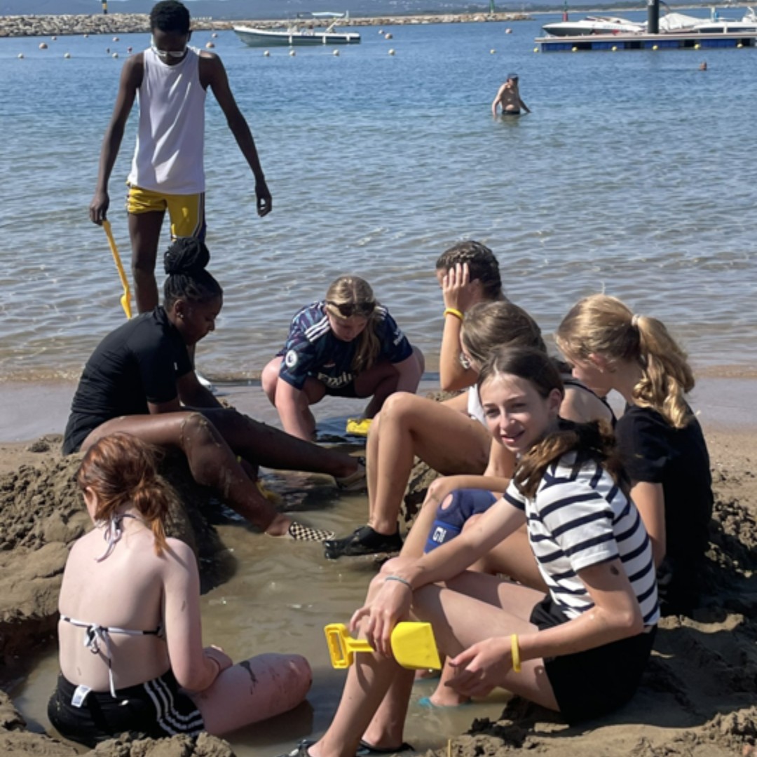 RAA School tweet media