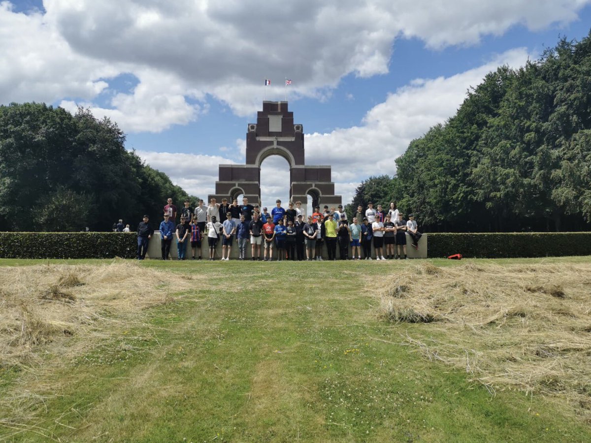 BSBDbattlefield's tweet photo. The second @BoltonSch visit of the day to Thiepval memorial, following @BSBDFrancais this morning. https://t.co/fJ38jzYvAp