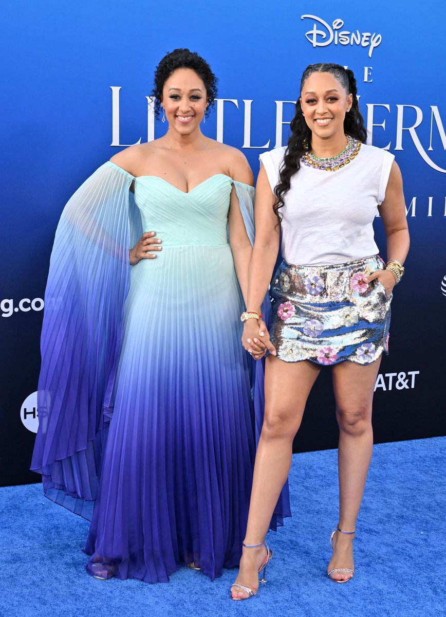 mefeater's tweet photo. Happy 45th Birthday to Tia and Tamera Mowry 💕 https://t.co/i6HqACIm35