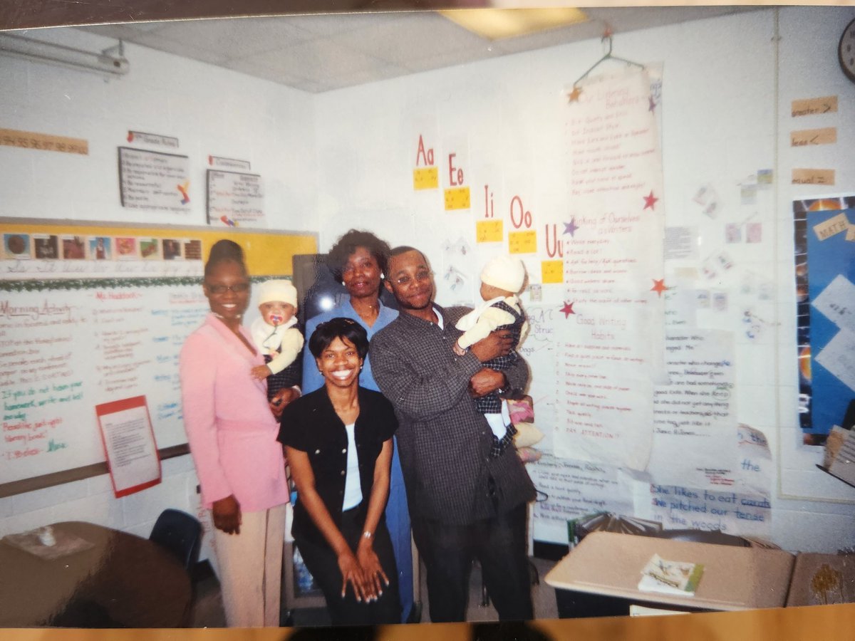 #ThrowbackThursday 21.5 years ago in my 4th grade classroom. My mom, twin boys, brother and soloist waited for the limo to drive us across the street for the unforgettable #TeacheroftheYear banquet my #AvondaleES staff planned for me #epitomeofclass #printrichclassroom <a href="/bjstar7/">BJackson@bjstar7</a>