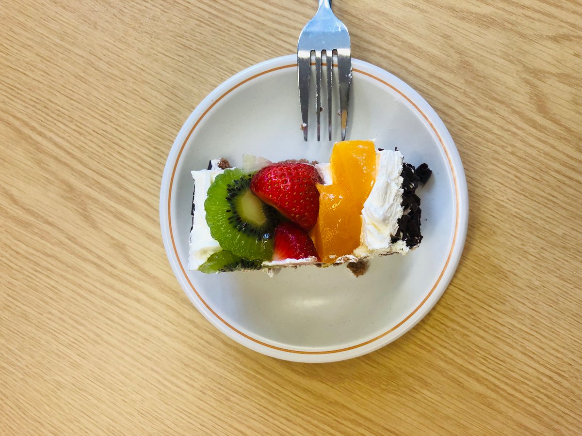 Adnan Taib (@mr_a_gt) on Twitter photo Thanks to <a href="/DrYanChen7/">Yan</a> <a href="/UniofNottingham/">Uni of Nottingham #WeAreUoN</a> for treating the research team to a <a href="/WongWongMcr/">Wong Wong Bakery Mcr</a> cake. Making some of that #AI analysis slightly easier #PhDlife Thanks to <a href="/DrYanChen7/">Yan</a> <a href="/UniofNottingham/">Uni of Nottingham #WeAreUoN</a> for treating the research team to a <a href="/WongWongMcr/">Wong Wong Bakery Mcr</a> cake. Making some of that #AI analysis slightly easier #PhDlife