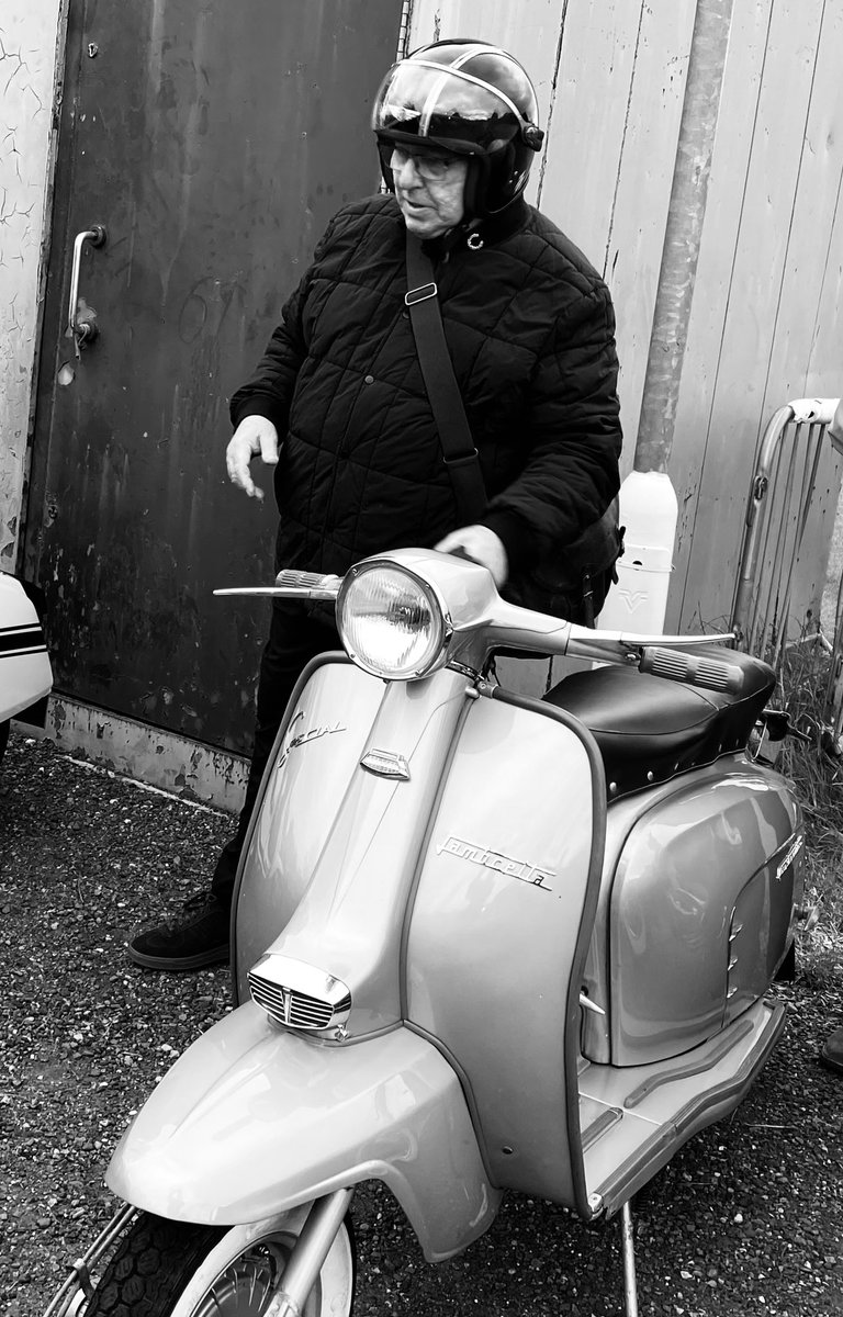 teeth_turkey's tweet photo. Little ride over to The Alder Club last night @Will_Fuzz https://t.co/zRXVuZUeSY