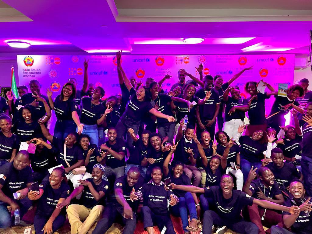 UNFPAMocambique's tweet image. 📍Zambezia & Nampula Provincial #YouthForums took place last week under @GPChildMarriage 💪🏾
Moderated by youth, community leaders & NGO representatives, it aimed to create a space for joint reflection and knowledge exchange + discussion of the rights, inclusion, & #SRH for 👩🏽🦱🧑🏽🦱.