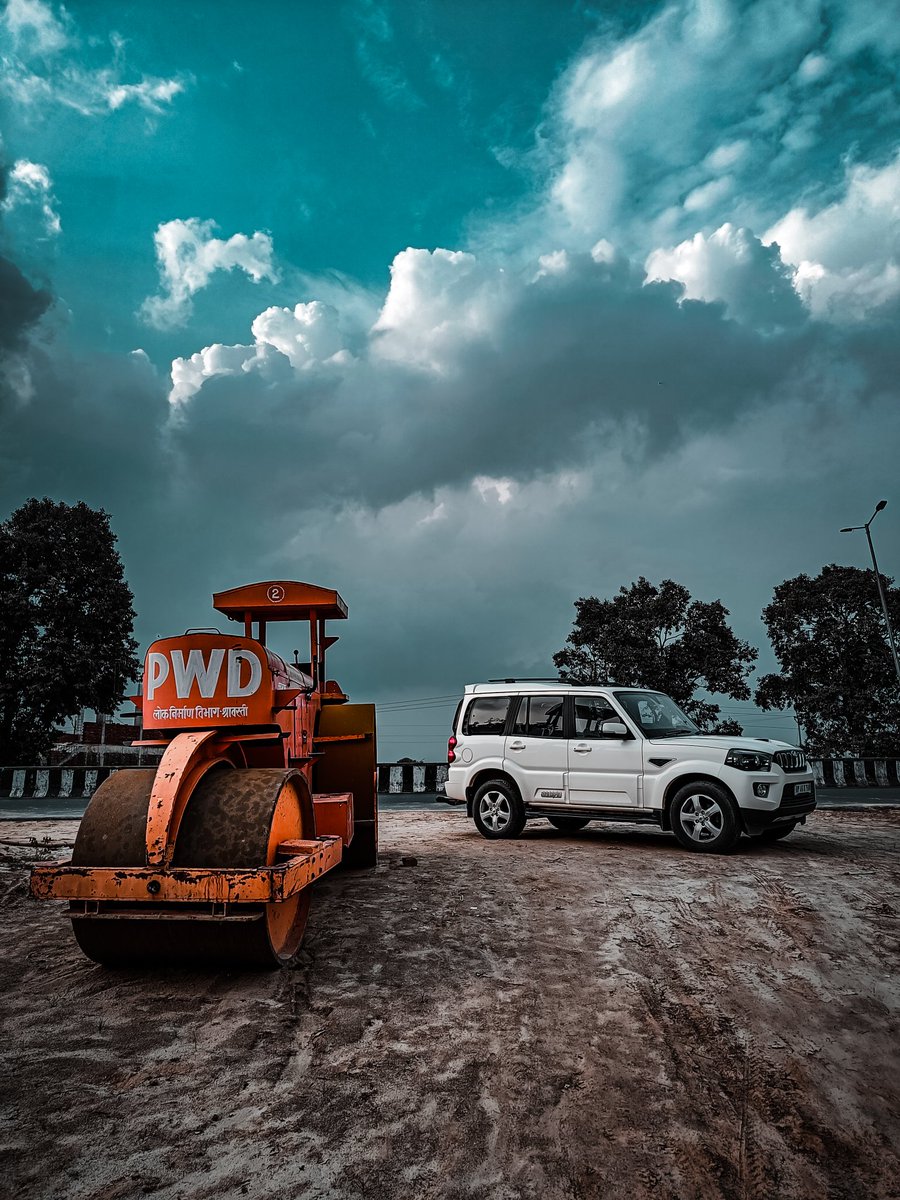 Ahamraman's tweet photo. Beasts don't ask for attention.
@anandmahindra 
@MahindraRise 
@Mahindra_Auto 
@MahindraScorpio 
#liveyounglivefree https://t.co/KYHNwb2JpO