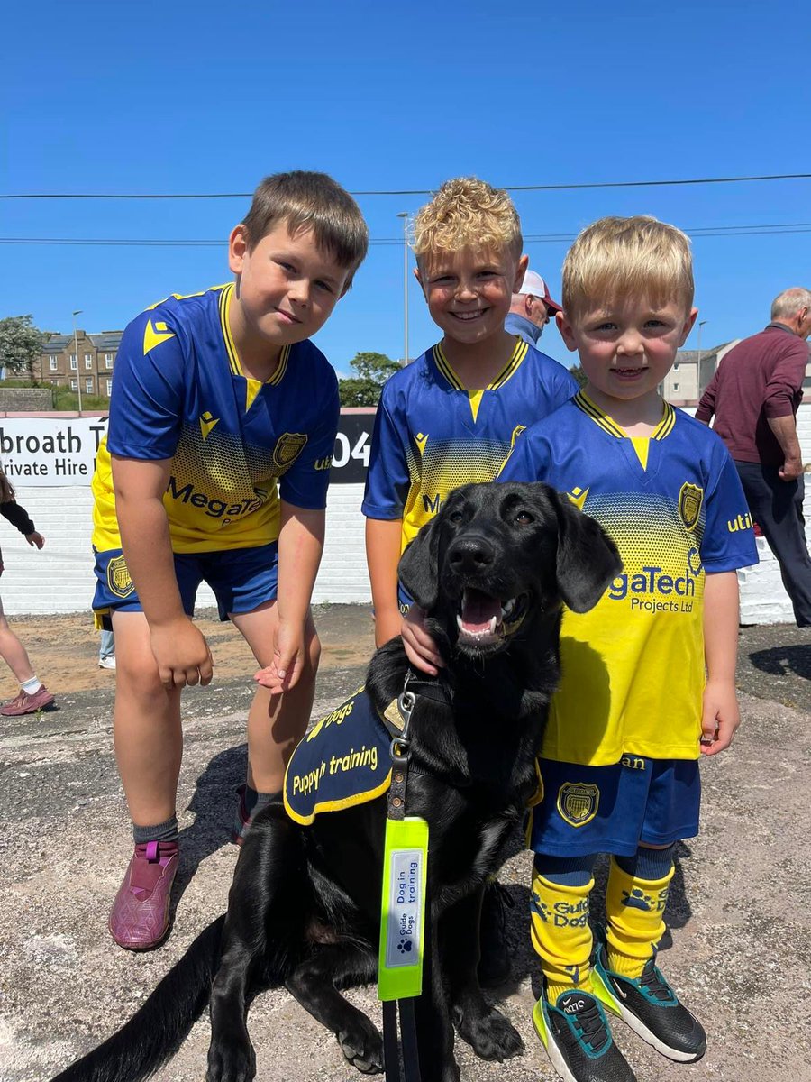 Quilla was delighted to meet these 3 young Lichties on Saturday who have all bought our new Charity 3rd Kit for <a href="/guidedogs/">Guide Dogs</a> <a href="/guidedogsscot/">Guide Dogs Scotland</a> 

These kit sales help the local charity and more importantly help with the training of new guide dogs!