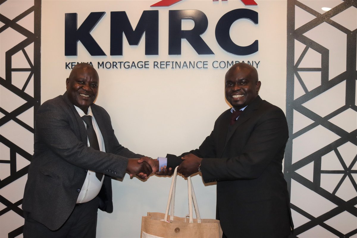 kmrc_co tweet picture
