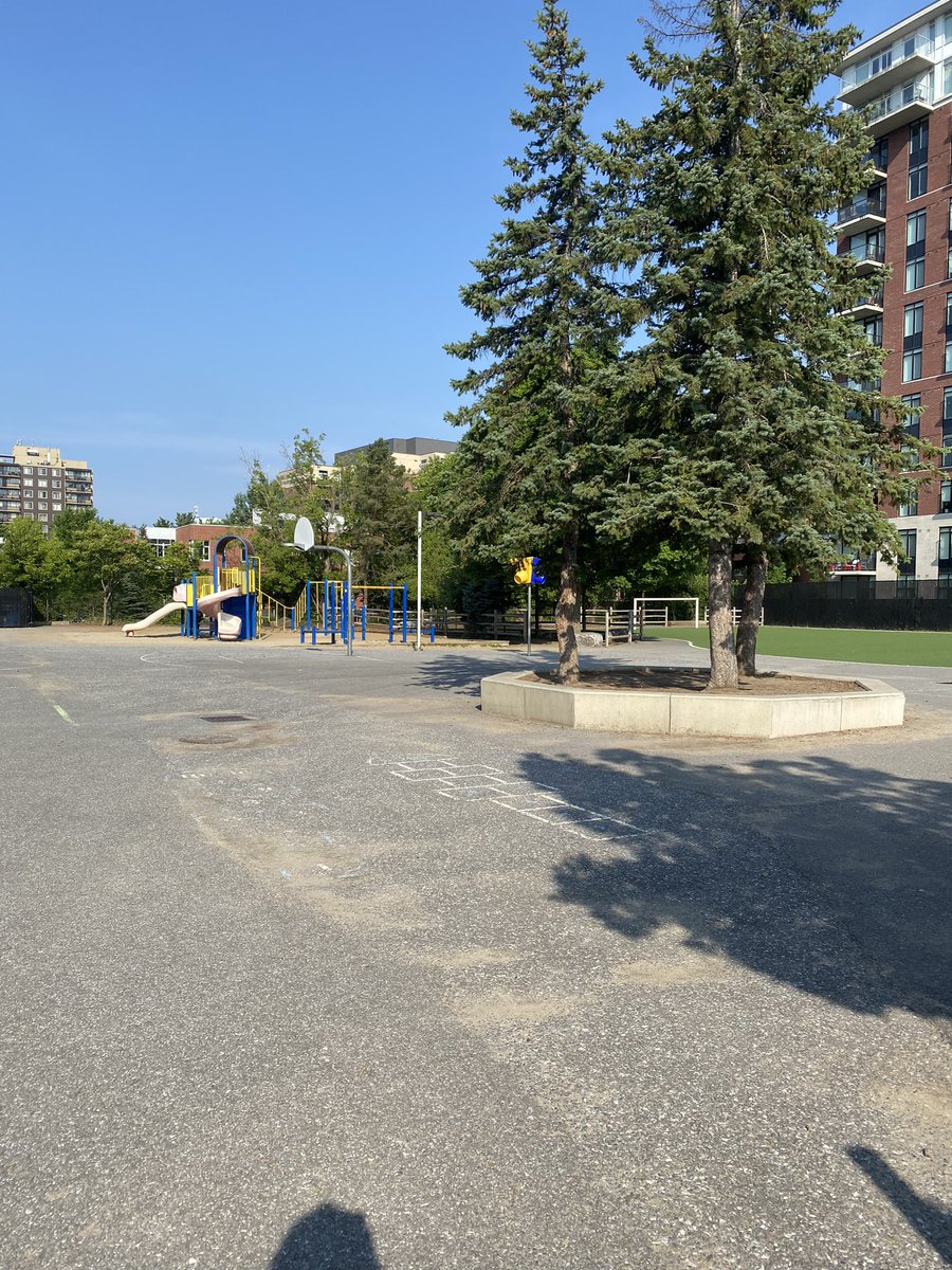 Starting another great day at the International and Indigenous Language Program @Connaught Elementary. <a href="/OCDSB/">OCDSB</a> <a href="/IILP_OCDSB/">IILP Elementary & Secondary OCDSB</a>