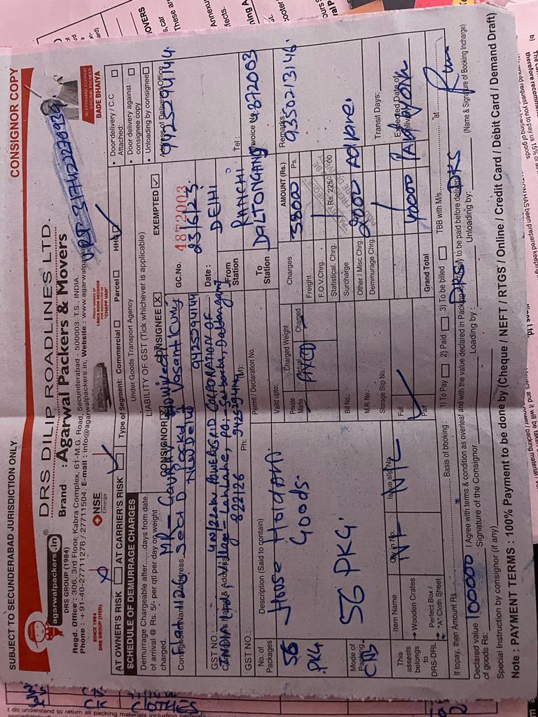 gauravv_gd's tweet photo. @DRSAgarwal My household items booked on 23-06-23 from Delhi to Daltonganj, Jharkhand with GC 4872003 with ETA of 1 week. But it hasn’t reached to destination even after 2 weeks. I am not knowing where is my consignment and customer care is not supporting. Mob: 9425294144
PlzHelp https://t.co/GnMuABNNYE