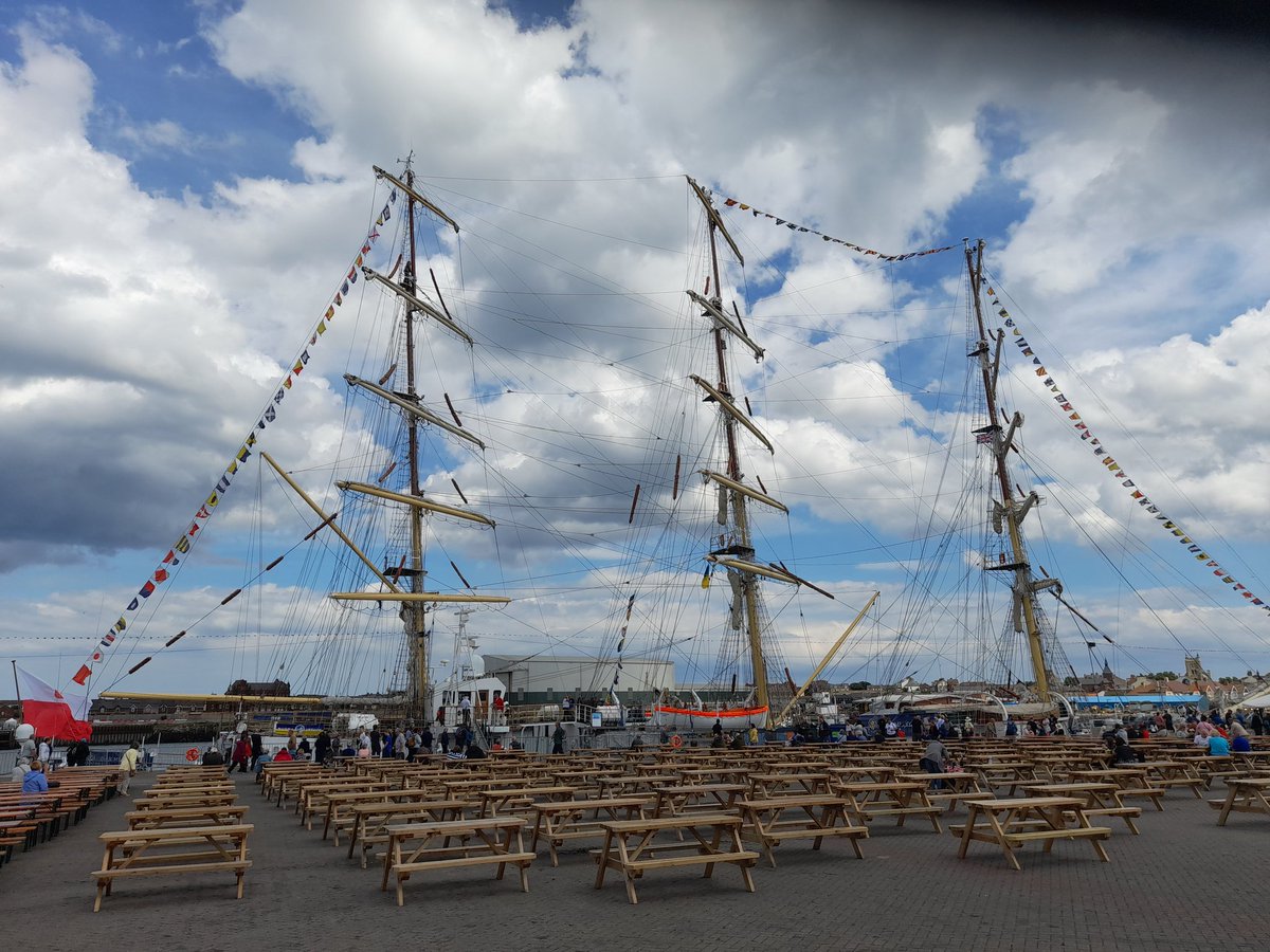 ExploreSeaScapes tweet media