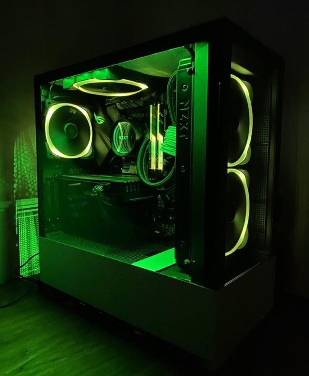 ufwtokyo's tweet photo. F*ck it, least liked reply gets my old Gaming PC ($4.7k)💚 https://t.co/yJElurw0xu