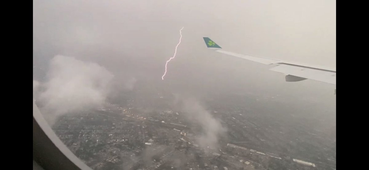 CindyBulthuis's tweet photo. @AerLingus shout out to your pilots on EI 125 Dublin to Chicago on July 5 for getting us home safely through the storm https://t.co/HL8Nkd7vfs