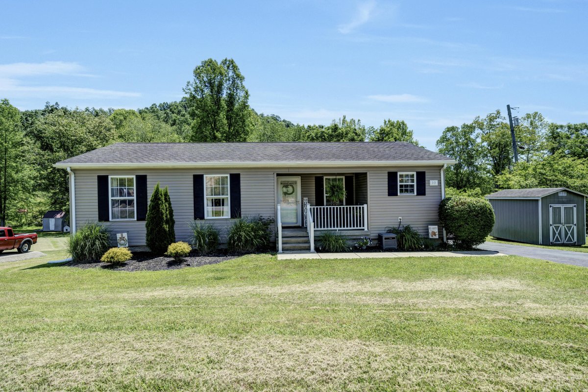 bonniemaysTop25's tweet image. Just listed by Ben Hargis in #Morehead #KY. 10 Stonekirk Way! Please retweet!  tour.corelistingmachine.com/home/GPEBQS