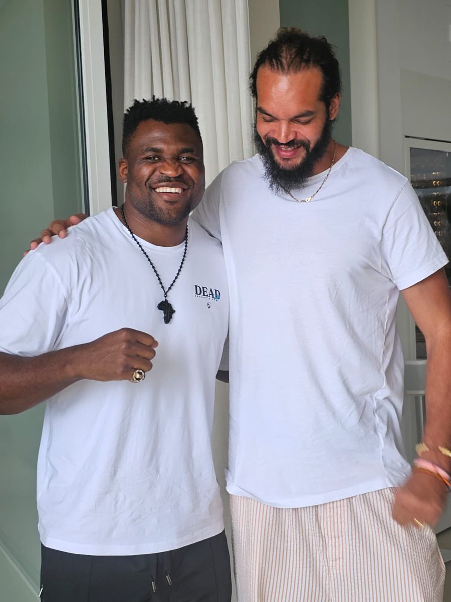 francis_ngannou's tweet photo. What a pleasure to finally meet my brother @JoakimNoah in person at home in Yaoundé 🇨🇲 https://t.co/0np2KurUI1