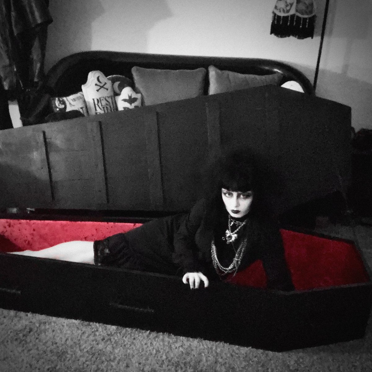 𝕸𝖆𝖉𝖎 𝕯𝖆𝖓𝖌𝖊𝖗 tweet media