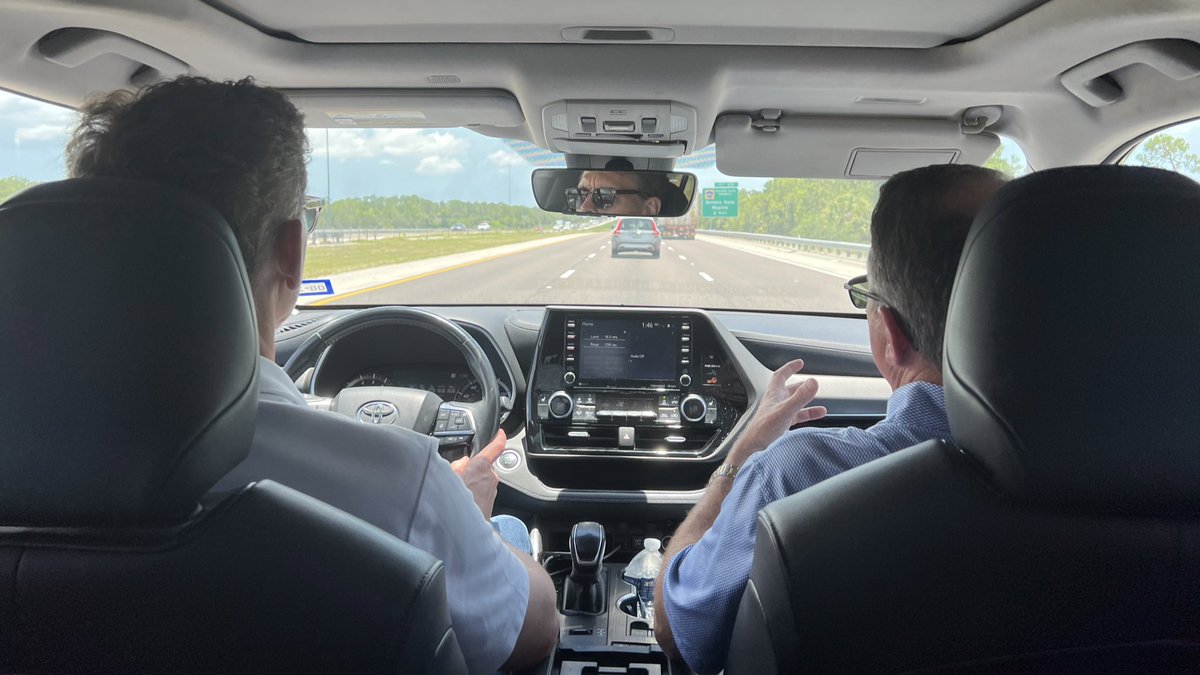 Commpharmacy's tweet photo. .@RPhDouglas and #NCPAPrez @hmchancy are in the Sunshine State for a listening tour of Central Florida pharmacies! Updates to follow so stay tuned … https://t.co/mH7u4A0QPz