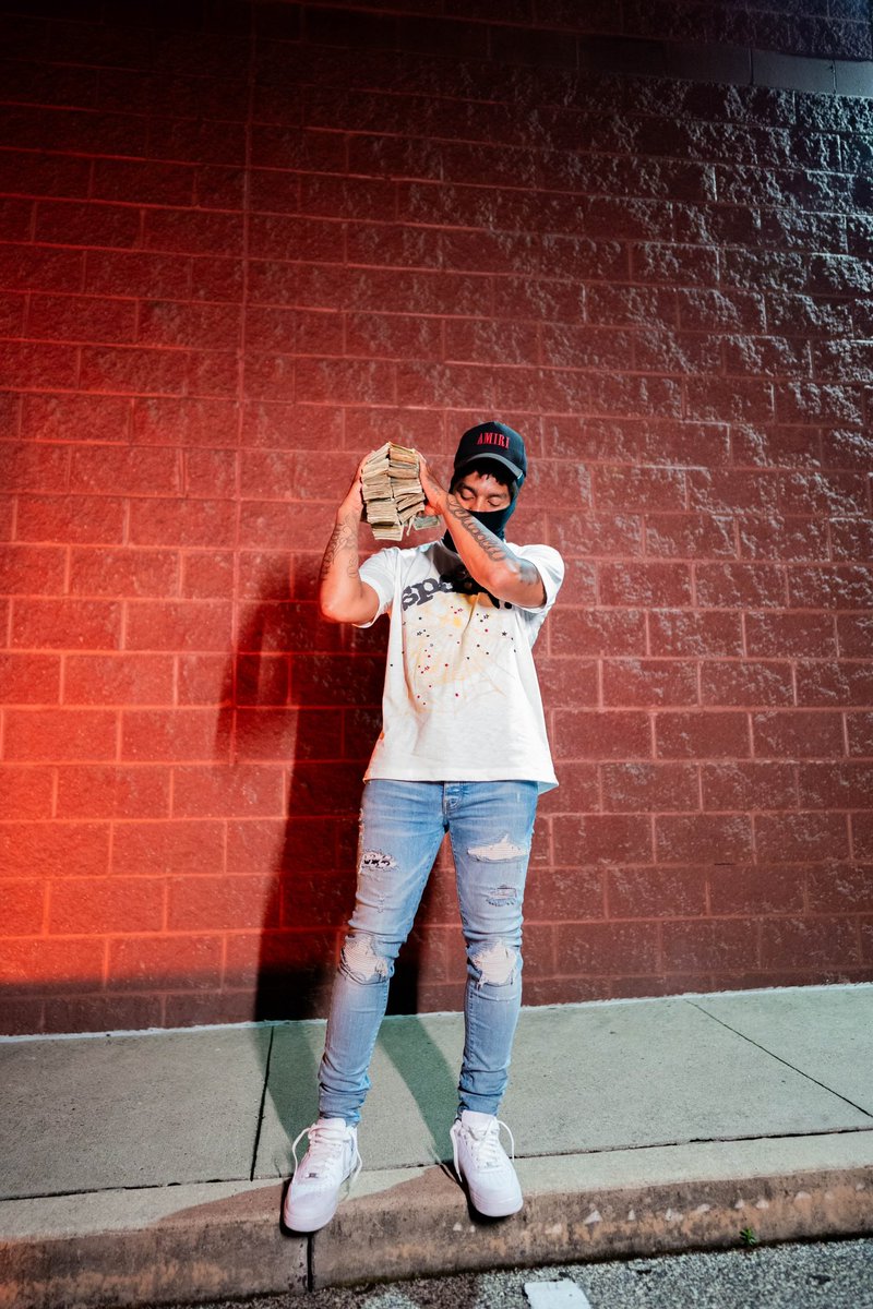 K2 Official tweet media