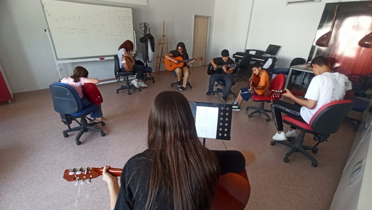 GSB_GazikentGM's tweet photo. ✅Bağlama
✅Gitar
✅Piyano
✅Kur'an-ı kerim
✅Akıl ve zeka oyunları
✅İngilizce
✅Resim
✅El sanatları ve daha birçok eğitim ve atölye ile yaz dönemimiz devam ediyor. https://t.co/OrECFVCEfN