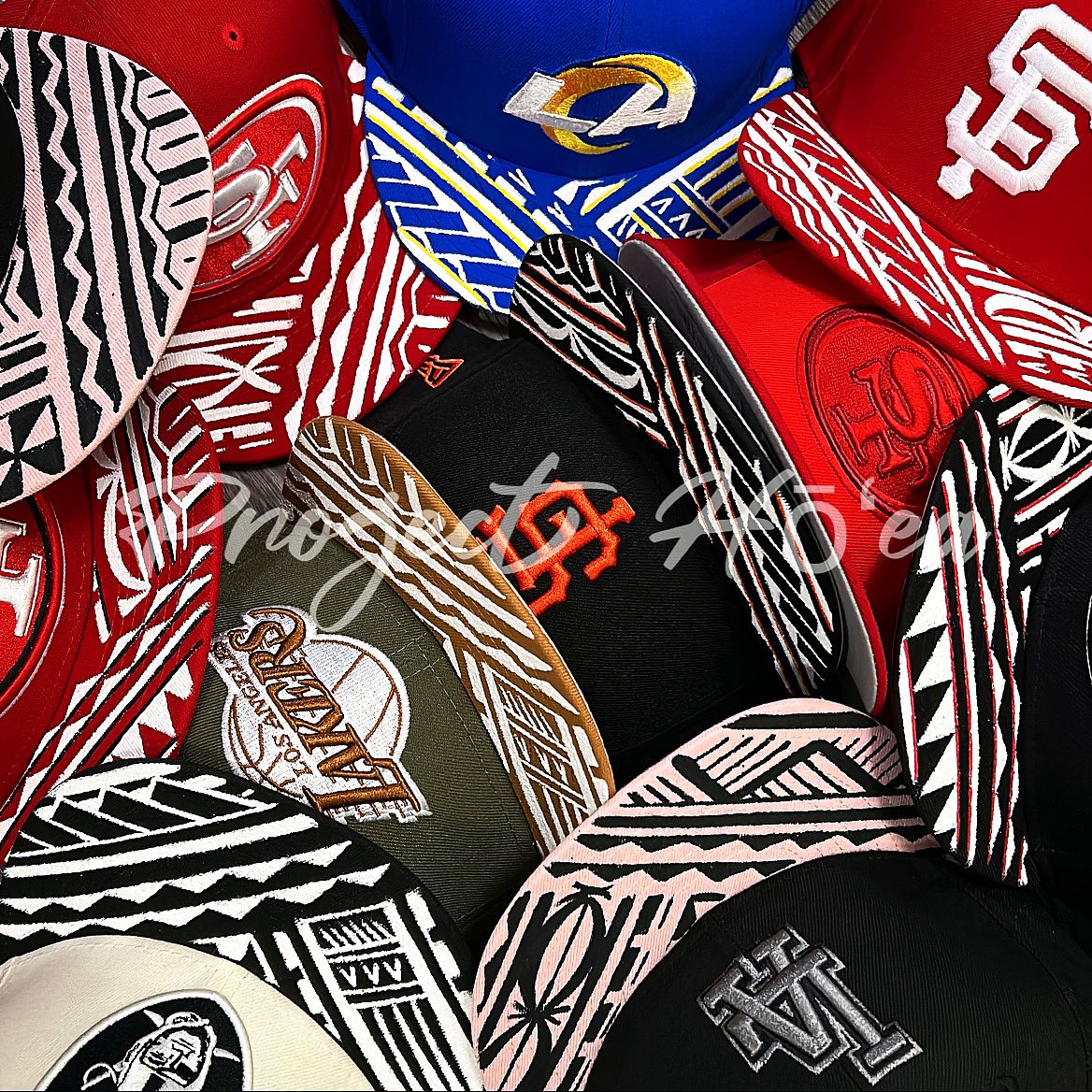 ProjectHoea's tweet image. Wear your poly movement on top, on the bottom or both sides of your visor! Any team! Discount if order 2 or more. 🙌🏽🙌🏽