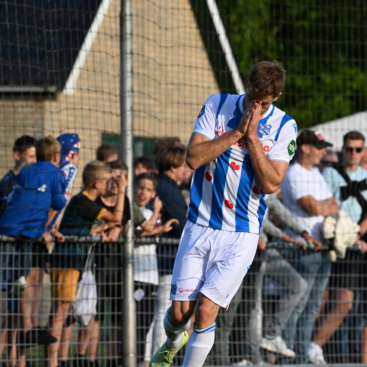 scHeerenveen's tweet photo. 38. Kansen genoeg, maar de keeper laat zich zien. โฝโณ
#RGSHEE | 0-2 https://t.co/ACkTrcTvhN