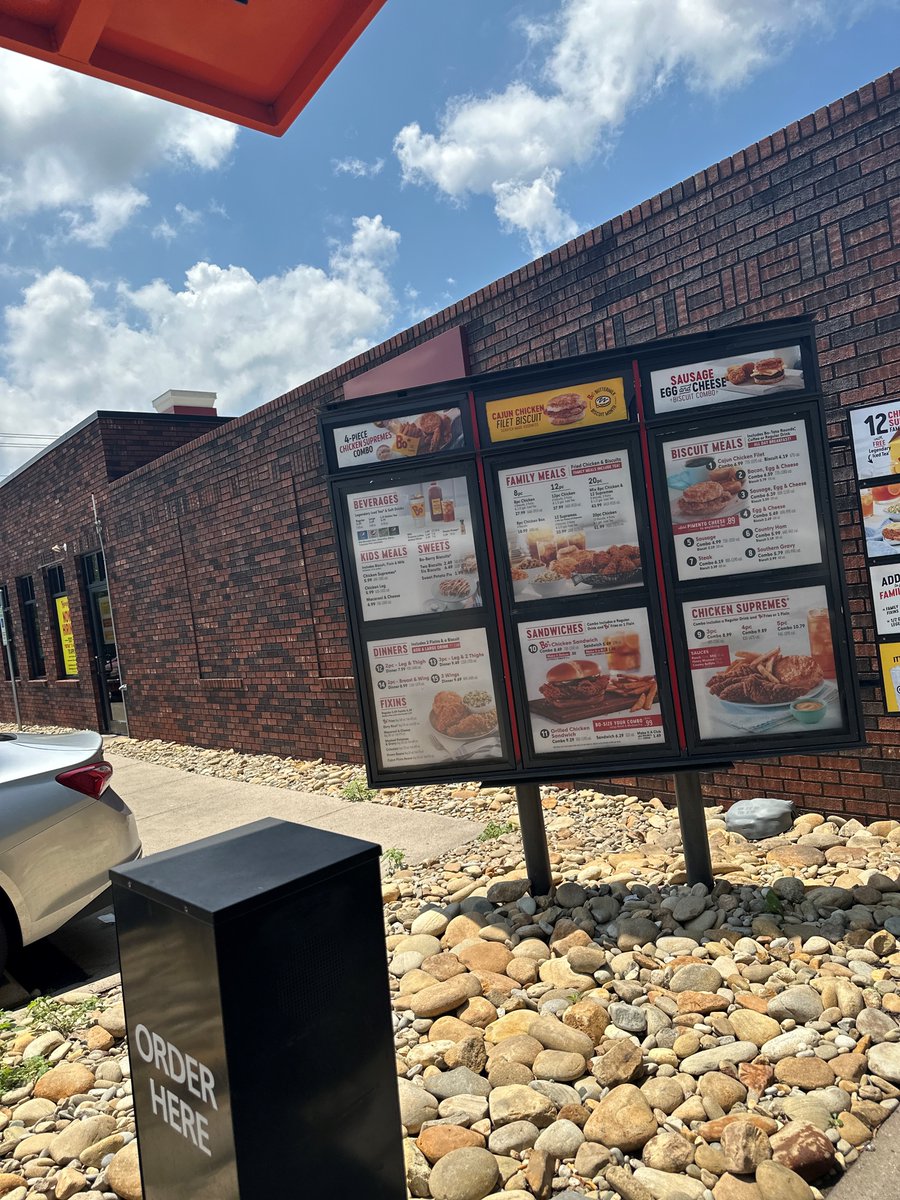 Dale Earnhardt Jr. tweet media