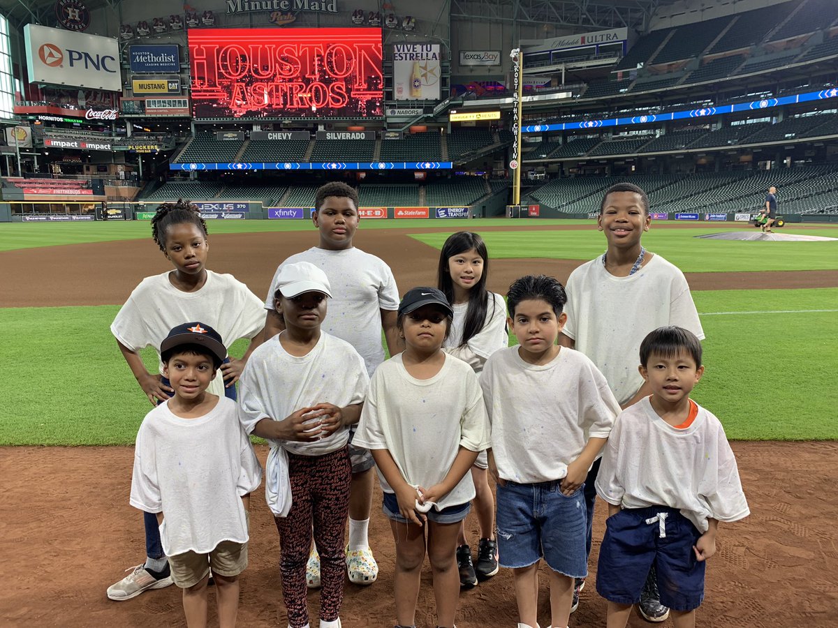 _ChambersCIA's tweet photo. CIA Summer Camp Chargers enjoyed touring Minute Maid Park!  We visited the press box, suites, and got a chance to go on the field! The students had a great time! Go Astros! 🧡💙🧡💙 https://t.co/dSn3w403he