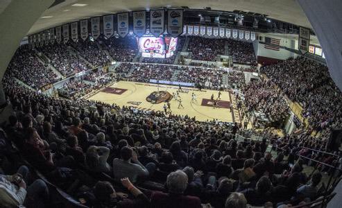 chiangbeastly55's tweet photo. Truly blessed to receive an offer from Coach Cobb and the staff from the university of Montana https://t.co/yzl9qsqIlc