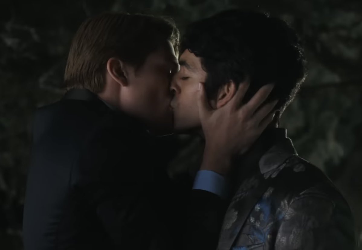 FandomsAlways's tweet photo. The only thing that matters today. https://t.co/gQnmZFFk4i