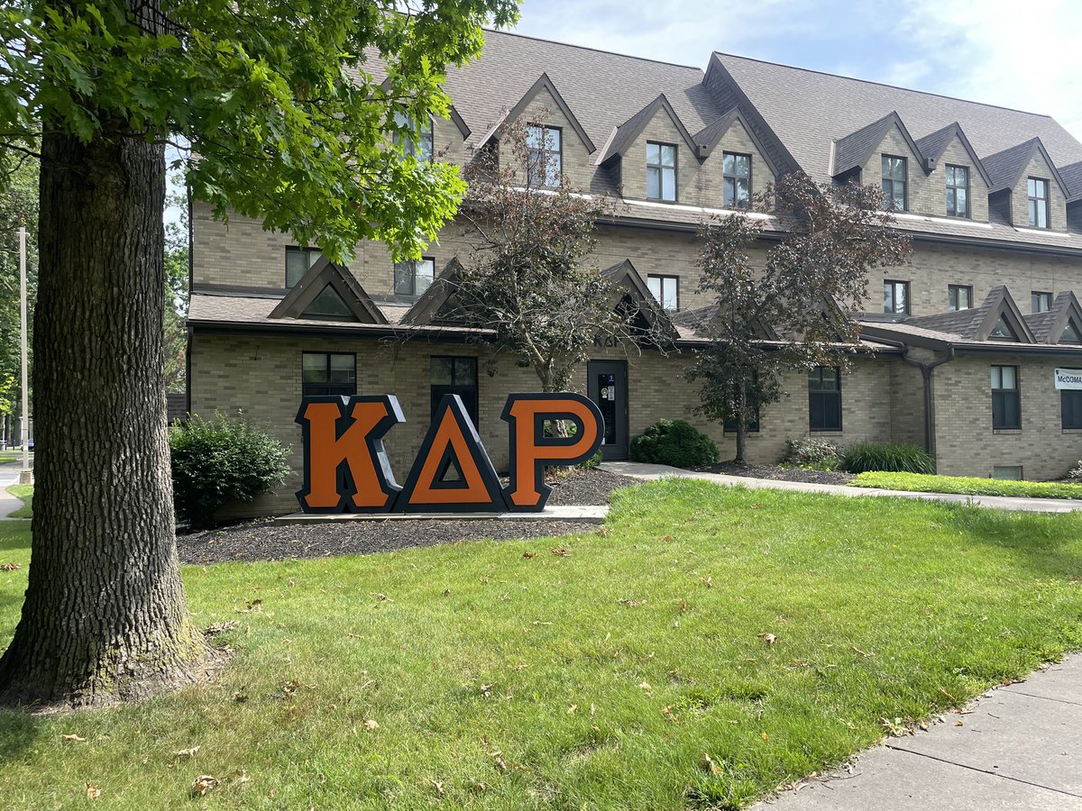 Throwback to some of our old letter designs over the years #ThrowbackThursday
•
•
•
#KΔΡ #Greeklife #Toledo