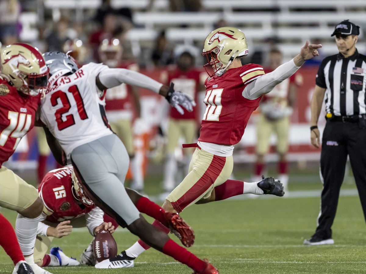 nfltrade_rumors's tweet photo. Cowboys Signing USFL K Brandon Aubrey https://t.co/WXRsnkgODL #Cowboys https://t.co/984NZvX9Gq