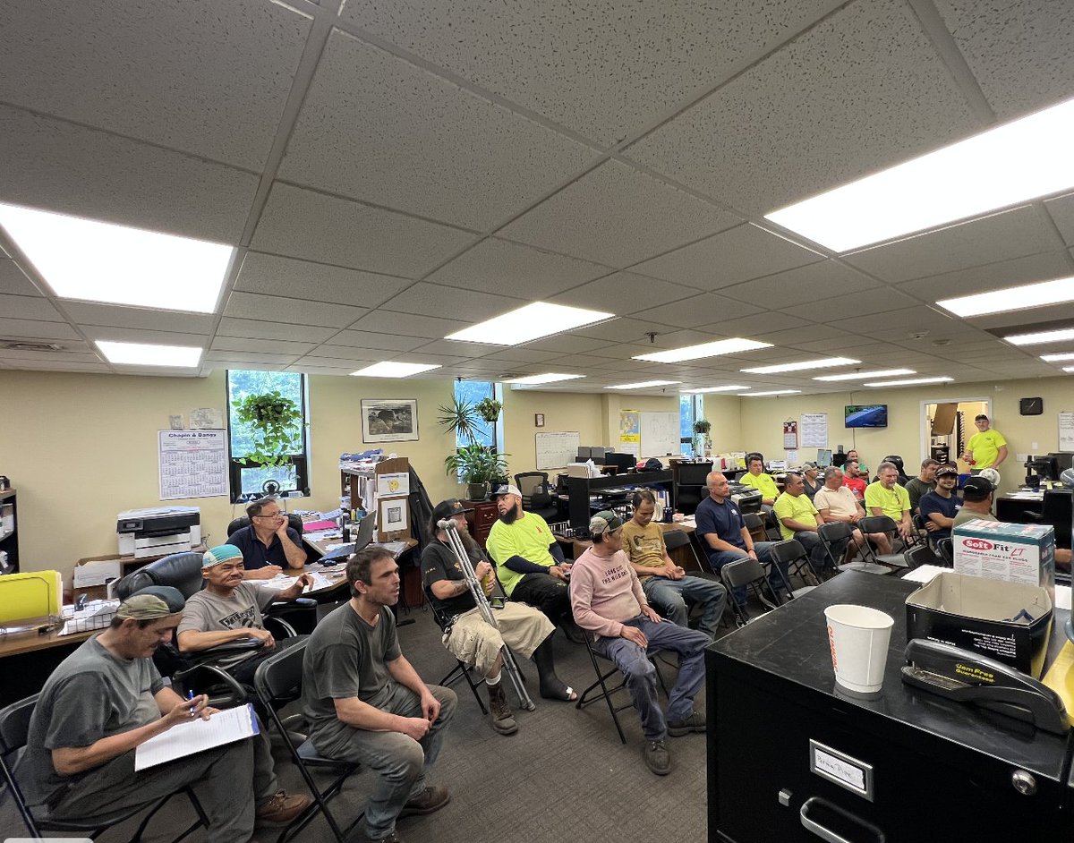 tank_mass's tweet photo. Mass Tank participating in a company wide training on Confined Space Entry best practices and safety protocol. Proper training of confined space entry procedures is critical to ensure our team is safe every time they enter a tank! https://t.co/70to50HPkv