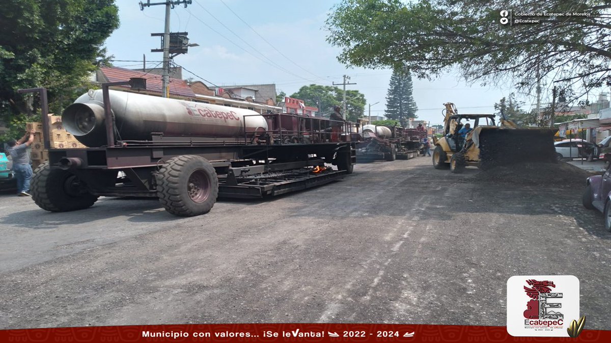 DUyOPEca2025's tweet image. Continuamos trabajando en la rehabilitación de la avenida Circunvalación Oriente, en Jardines de Santa Clara. 

A través de la maquinaria #Fénix2, beneficiamos a distintas comunidades al realizar estos trabajos.

#MunicipioConValores