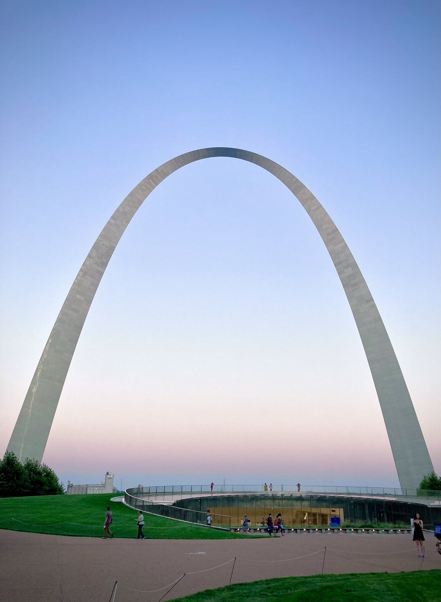 MarcoCriado's tweet photo. #places #saintLouis #Missouri #theArch #Aviation #Travel https://t.co/GGD60K2nXY