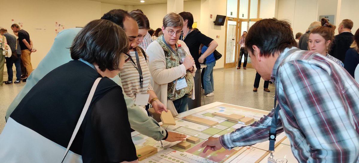 FormaForm_be's tweet photo. Lancement du projet ambitieux de l'Ecocentre de Belgrade💪@LeForem @IFAPME
#FormaForm accompagne cette belle dynamique avec une journée de rencontre ludique😊 #Ecocentre #rencontre #projet https://t.co/SFtqcb0jwk
