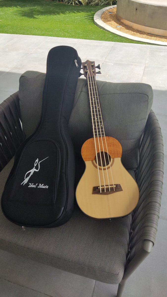 Cᴀʀʟᴏs Lɪɴᴀʀᴇs tweet media