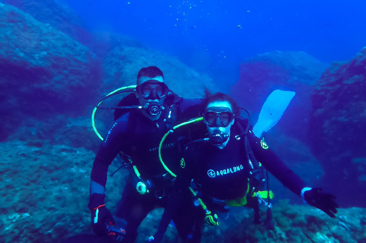 mcristimoreno_'s tweet photo. Disfrutando de la vida ❤️🐡🐠 https://t.co/Mhjz9UVpOM