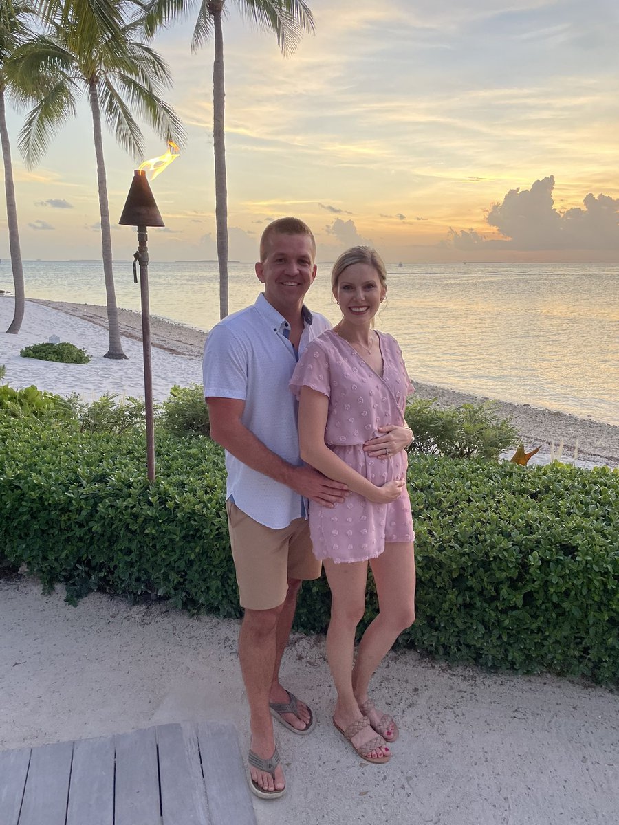 Lisa Kate tweet media