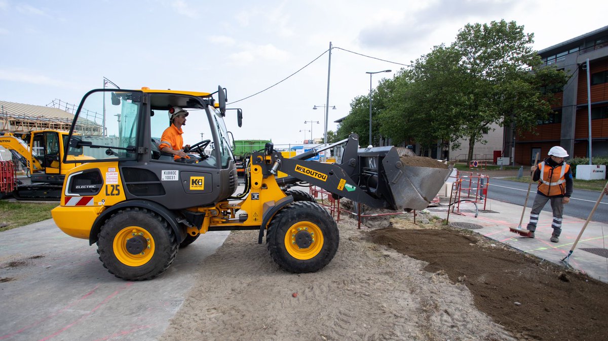 clescure's tweet image. A Dunkerque, @Enedis et ses partenaires mènent le 1er chantier bas carbone de la région Hauts-de-France : matériels et engins électriques, réutilisation à proximité des terres excavées. Réduction de 41% des émissions de CO2 vs un chantier « classique » 🌎
francebleu.fr/infos/environn…