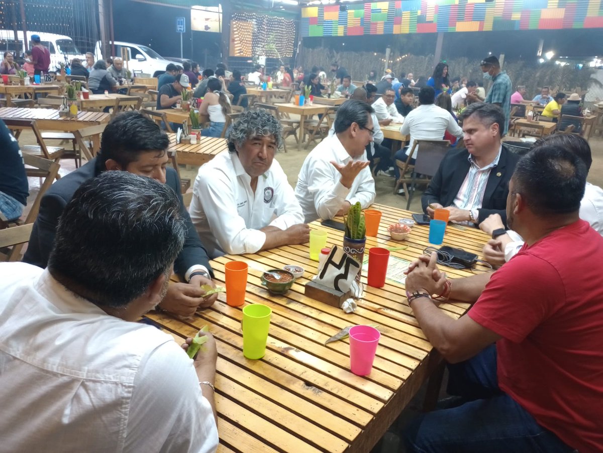 MovimientoRepu6's tweet photo. ACUDE y AFILIATE a Mexico Republicano @MxRepublicanoCh https://t.co/kh5fXBncYE