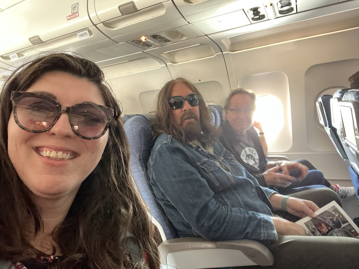 Off to @saskjazz with <a href="/therodeokings/">Blackie and the Rodeo Kings</a> and <a href="/daniellanois/">Daniel Lanois</a> ❤️🌸❤️