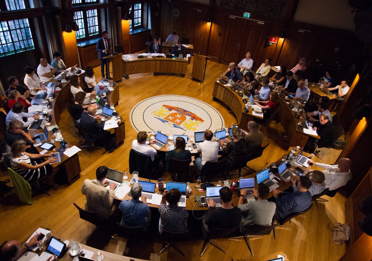 Het voorlaatste #BRBR voor reces met op de agenda: herontwikkeling Kemelstede, opvang asielzoekers Heerbaan, uitvoering Participatiewet, voortgang regeling bijzondere projecten, problemen bij sportverenigingen en hoe te helpen. Kijk mee om 19:30 breda.nl/gemeenteraadli… #Breda